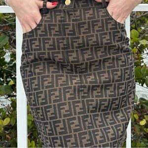 Cream and Black Knee-Length Pencil Skirt for Casual Wear